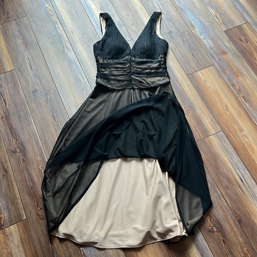 JS Boutique Black V Neck MIDI Black / Nude Sheer Cocktail Dress - Picture 2 of 10